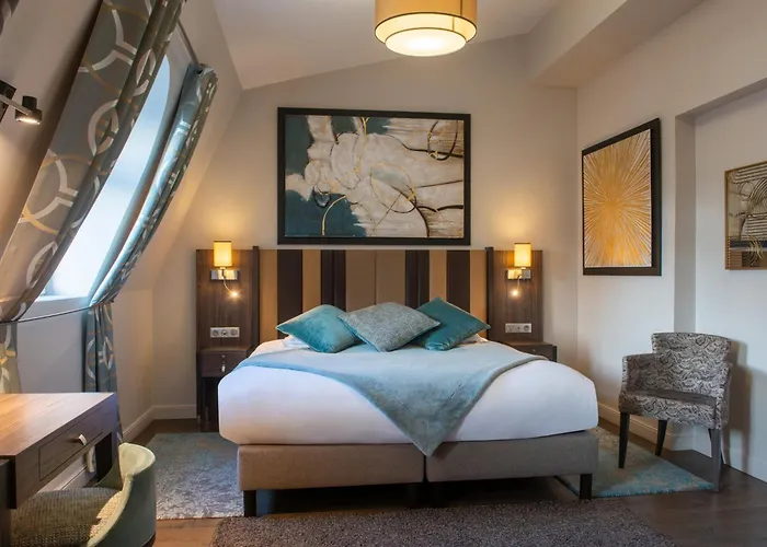 Regence Etoile Hotel Parijs