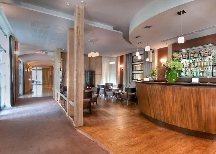 Ampere Hotel Parijs